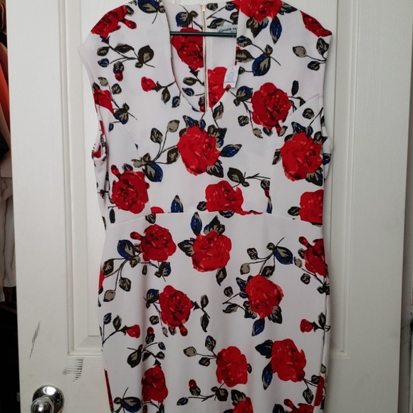 Almost Famous Dresses & Skirts - Final price! Sale!! Bodycon